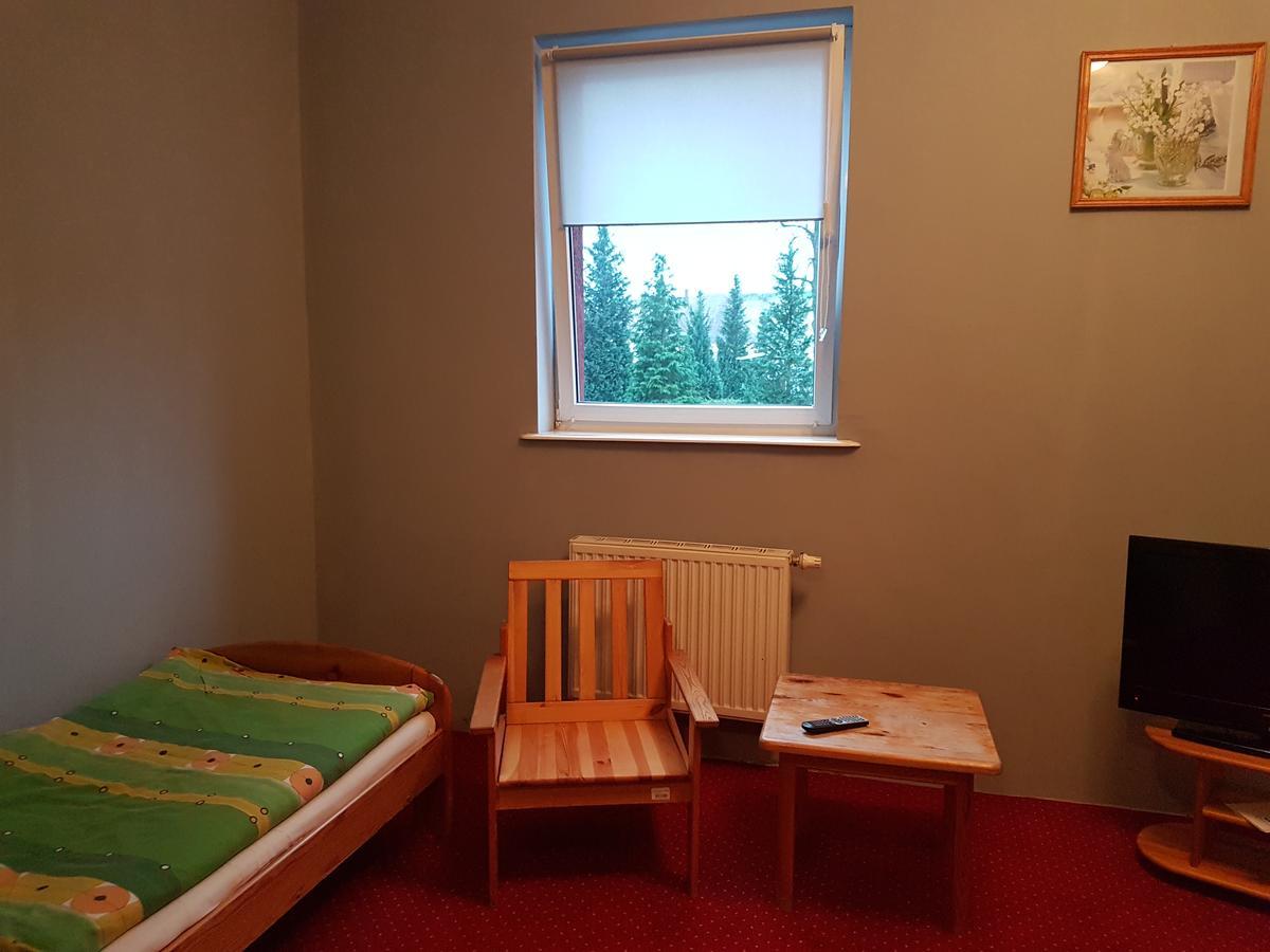 Chrobry Hotell Szprotawa Eksteriør bilde