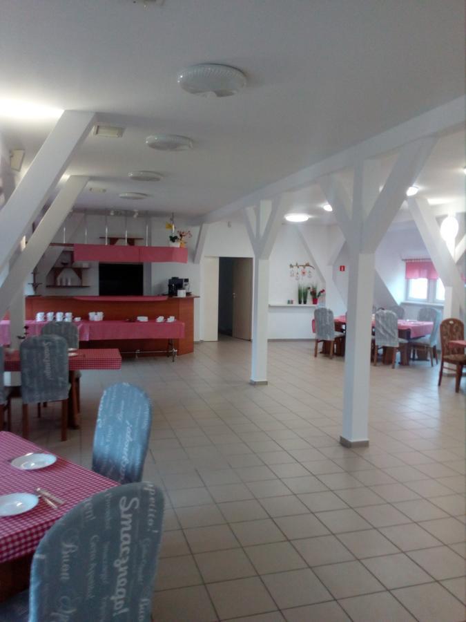 Chrobry Hotell Szprotawa Eksteriør bilde
